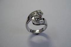 Anello in Oro bianco contrarié, con Diamanti