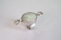 Anello in Oro bianco con Opale Australiano ovale