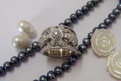 Anello in Oro bianco con  Diamanti taglio Brillante